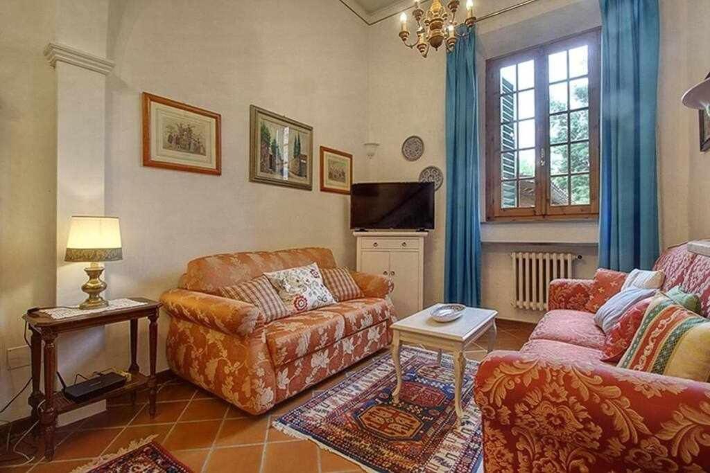 Ferienwohnung Santa Croce Elegant With Garage Florenz Exterior foto