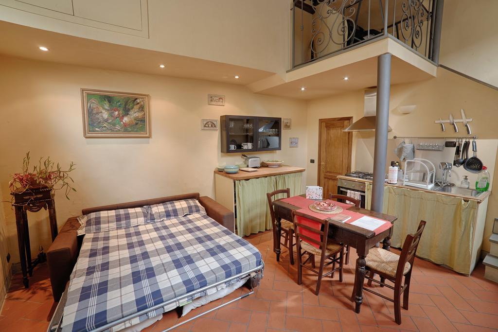 Ferienwohnung Santa Croce Elegant With Garage Florenz Exterior foto