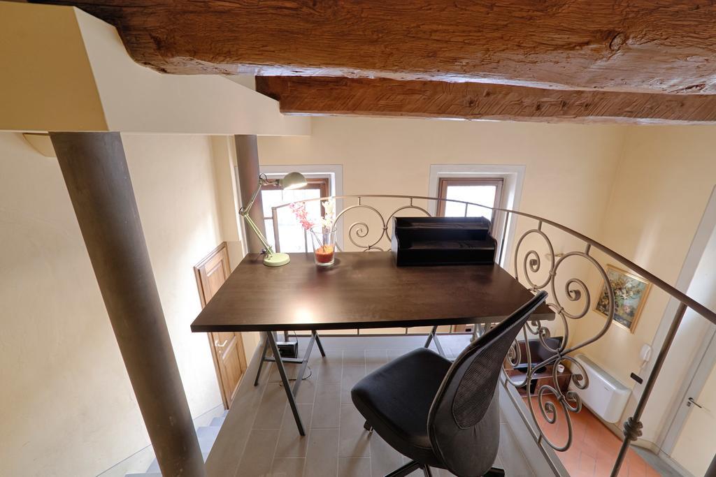 Ferienwohnung Santa Croce Elegant With Garage Florenz Exterior foto