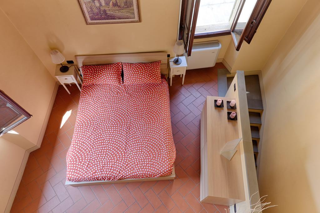 Ferienwohnung Santa Croce Elegant With Garage Florenz Exterior foto