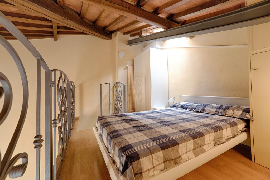 Ferienwohnung Santa Croce Elegant With Garage Florenz Exterior foto